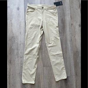Lululemon ABC Pant Classic 34” in Tofino Sand